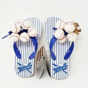 BUBBLEFLOP Baseball flip flop sandal NWT